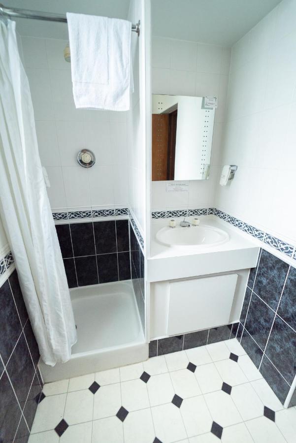 Littlebury Hotel Bicester Bagian luar foto