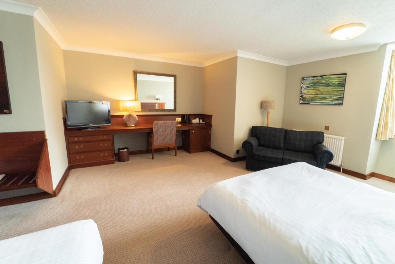 Littlebury Hotel Bicester Bagian luar foto