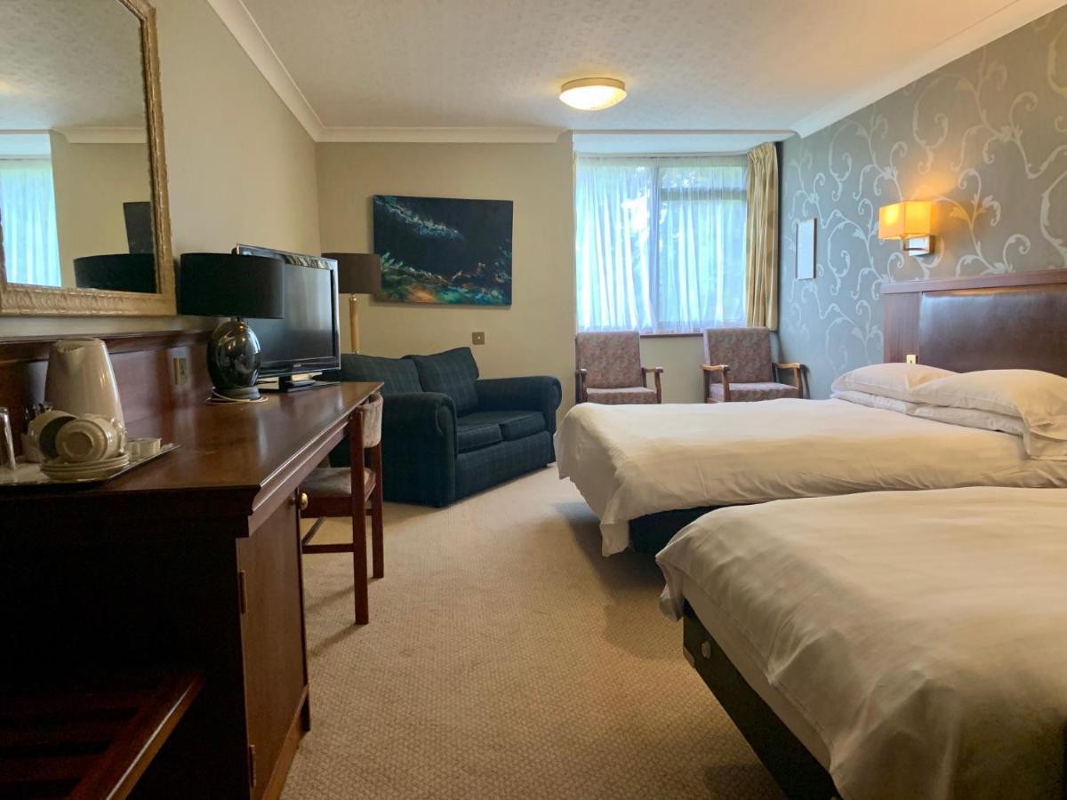 Littlebury Hotel Bicester Bagian luar foto